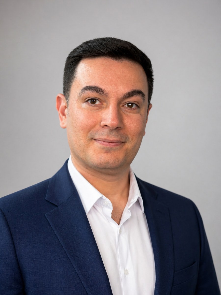 Dr. Pellumb Kabashi